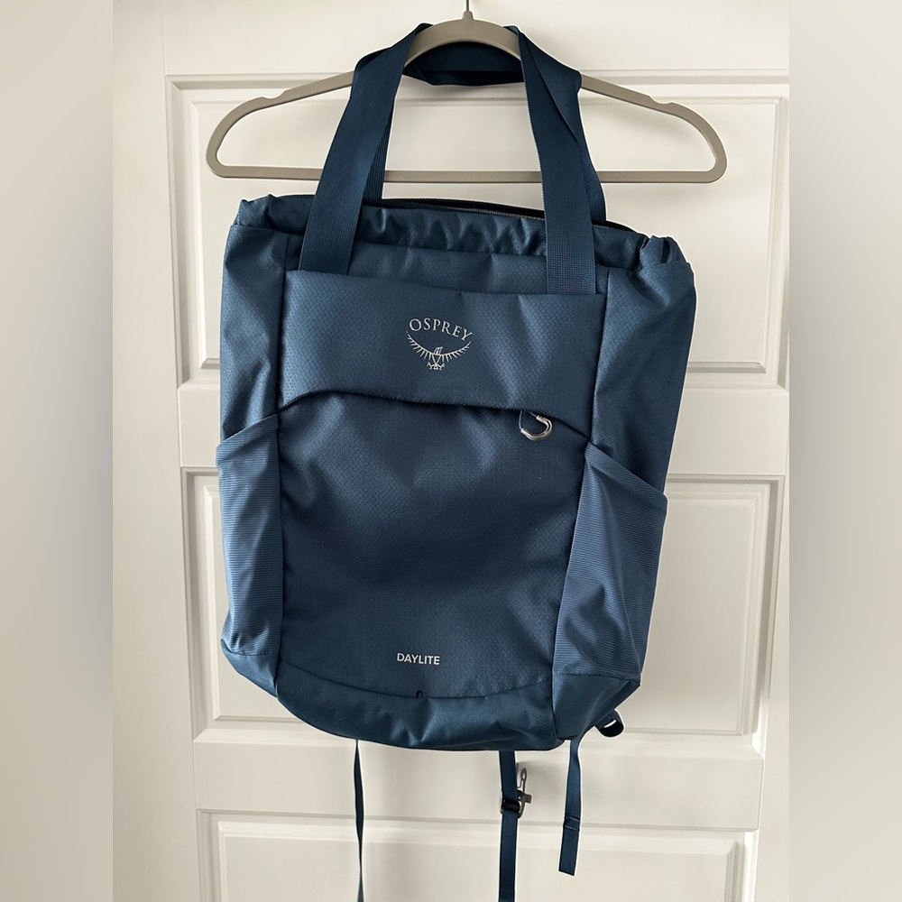 Osprey Daylite Backpack / Tote Combination Bag in Ocean